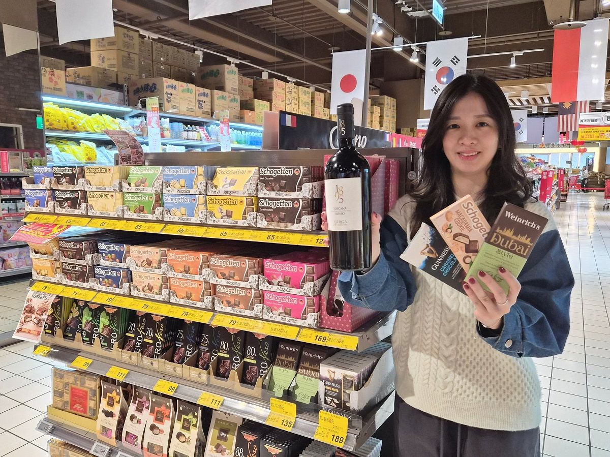 01.情人節送禮新提案！杜拜巧克力搭微醺酒款 大全聯一次購足.jpg